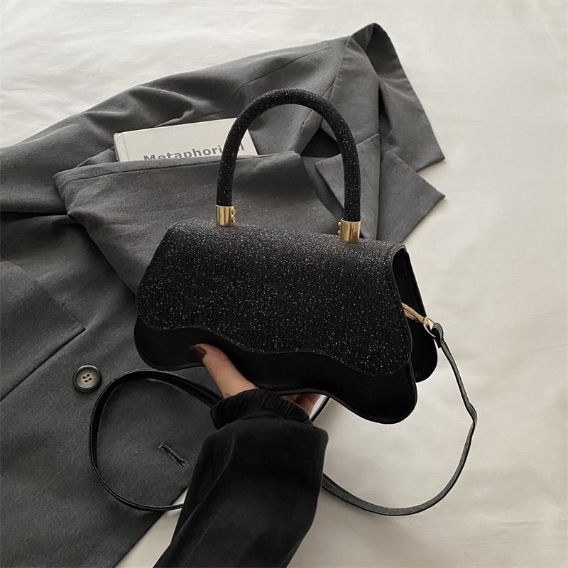 Chic Casual Mini Handbag 2024 Stylish Summer Purse For Girls With Modern Design