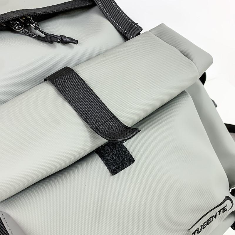 Men's Outdoor Large Capacity Waterproof Lightweight Backpack Female Travel Computer Backpack Male Student Schoolbag