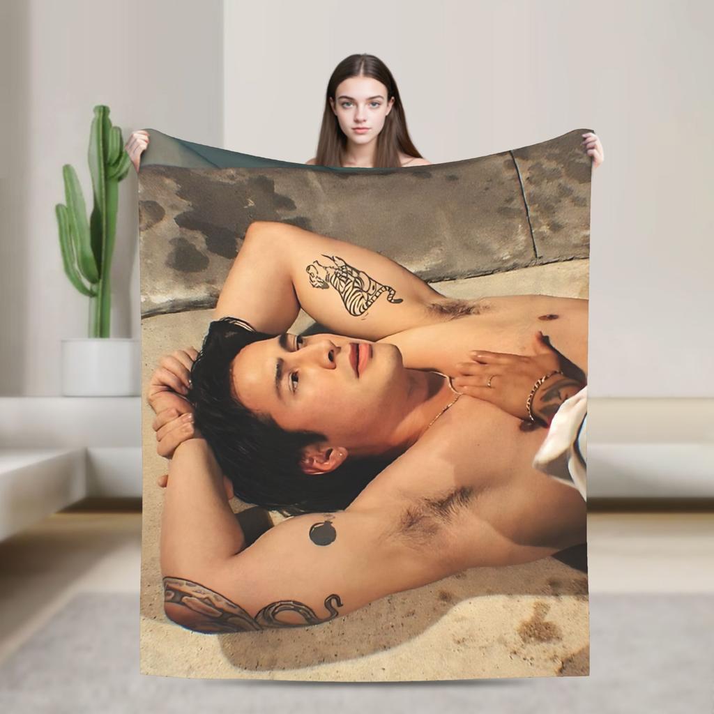 Soft Blanket Travel Hudson Williams Connor Storrie Heated Rivalry Throw Blanket Flannel Bedspread For Bedroom Sofa Bed Cover