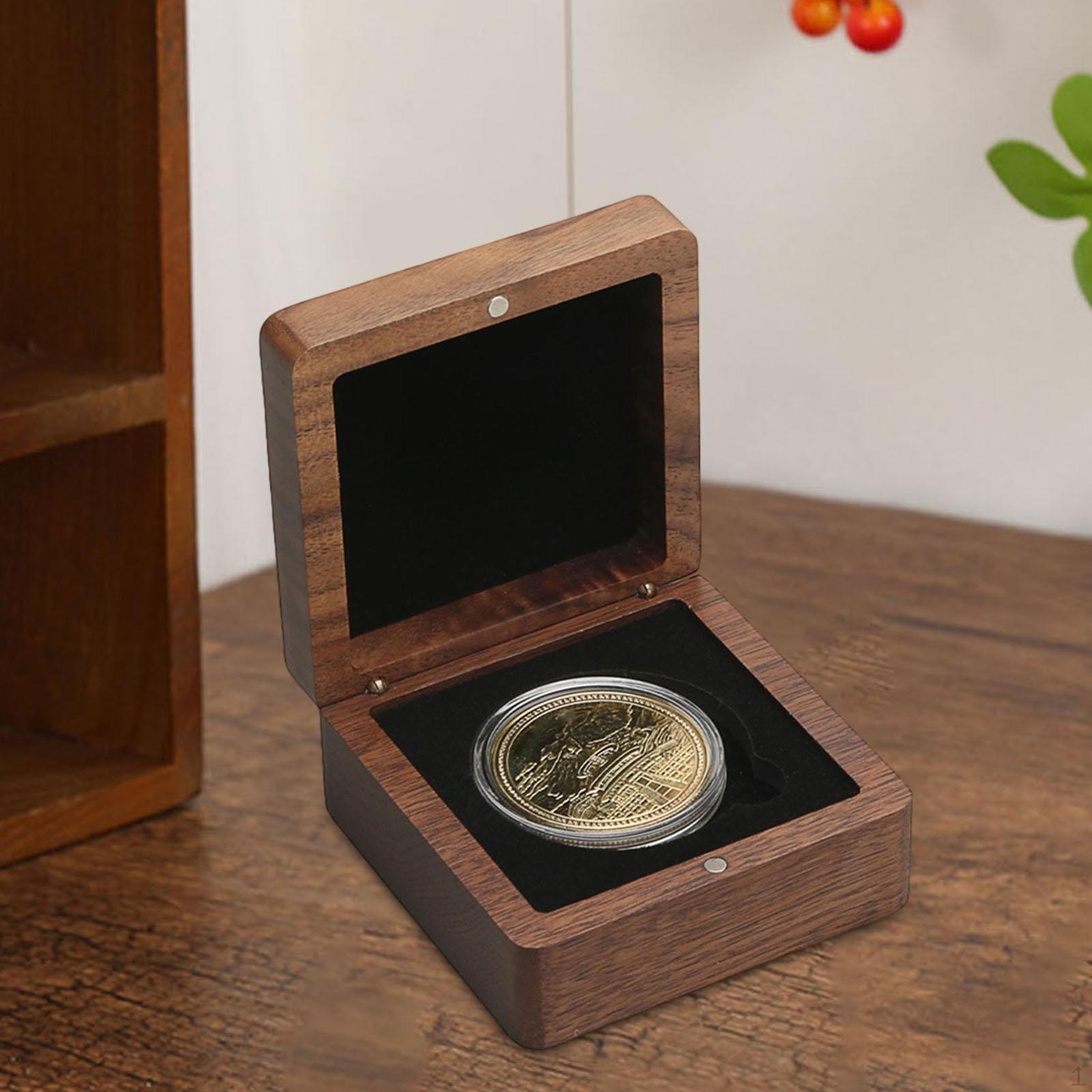 

Classic, Portable, Dustproof Display Case Made of Black Walnut Wood for Storing Medals Honor And Black lined