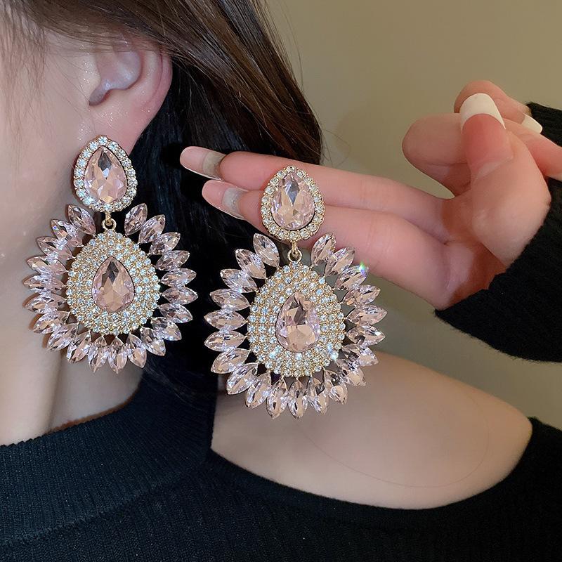 Exquisite Zircon Tassel Earrings: Sparkly, Versatile, Minimalist Design with Light Luxury Appeal.