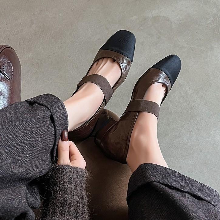 

Корейская версия сочетания цветов, слово с квадратным носком, низкий каблук, одинарная обувь, женская весна 2025, новый сказочный стиль, балетки Мэри Джейн 39 коричневый