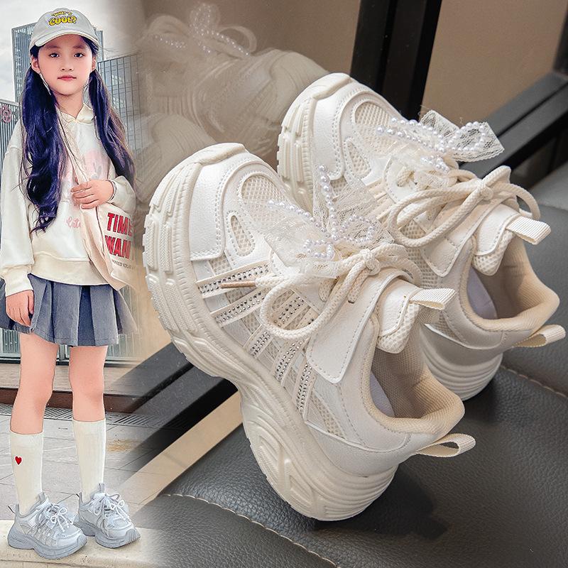 Girls' Soft Sole Sneakers 2025: Spring/Autumn Casual Shoes for Students, Ages 6-12.