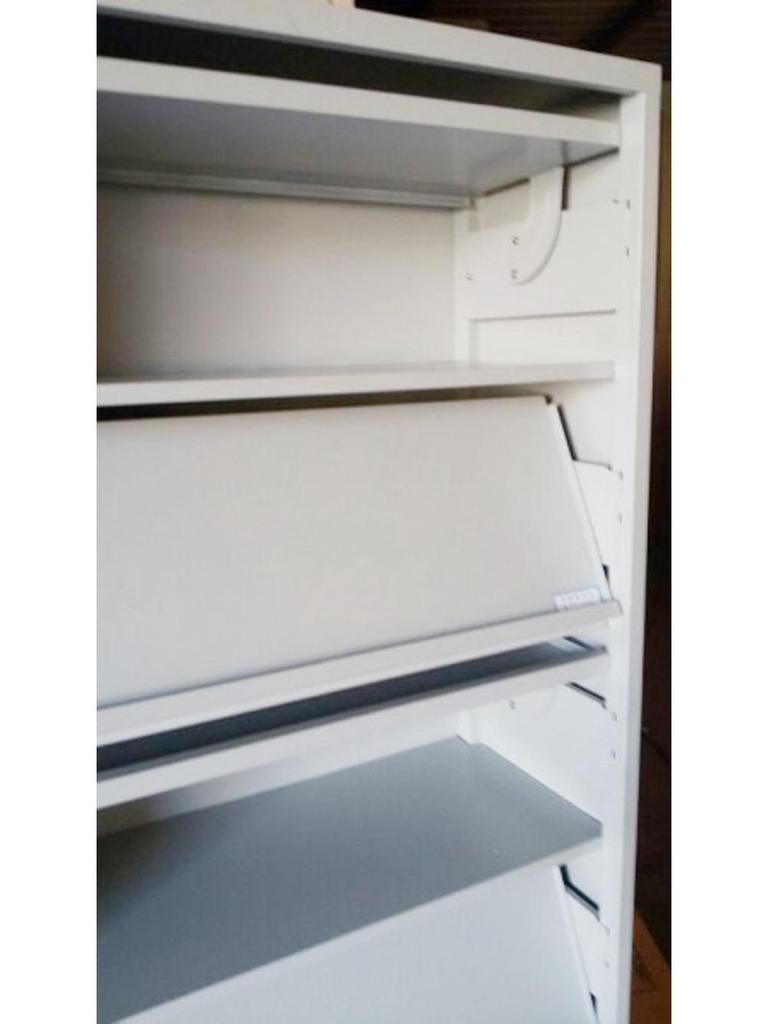 4-Layer Single-Sided Steel Magazine, Newspaper, and Book Rack Cabinet with Lower Shelf