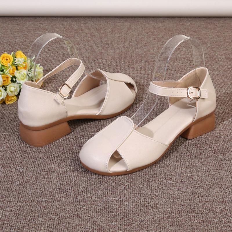 Fashion 2025 Summer New Buckle Strap Women's High Heels Outdoor Round Toe Low Heel Daily & Casual Pumps Women Concise Hollow Sandals