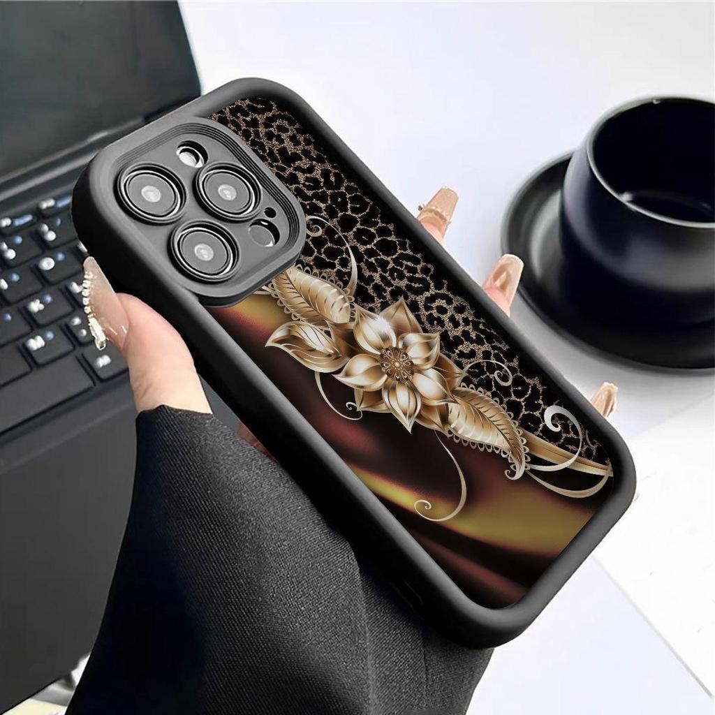 Black Gold Flower Leopard Print iPhone 14/15/16/17 Pro Max Case