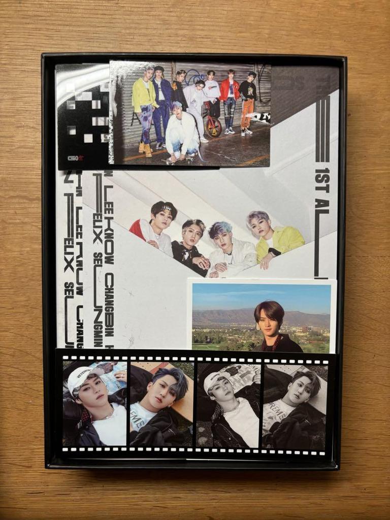 [USED] Straykids Go Live Limited Edition Reno Trading Card Album