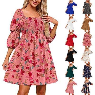 Rochie de damă, cu mâneci bufante, cu gât pătrat, pliată, fără spate
