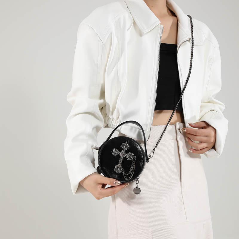 Herbst und Winter Dark Gothic Umhängetasche weibliche Schädel Kreuz Super Feuer Mini kleine runde Tasche Flut