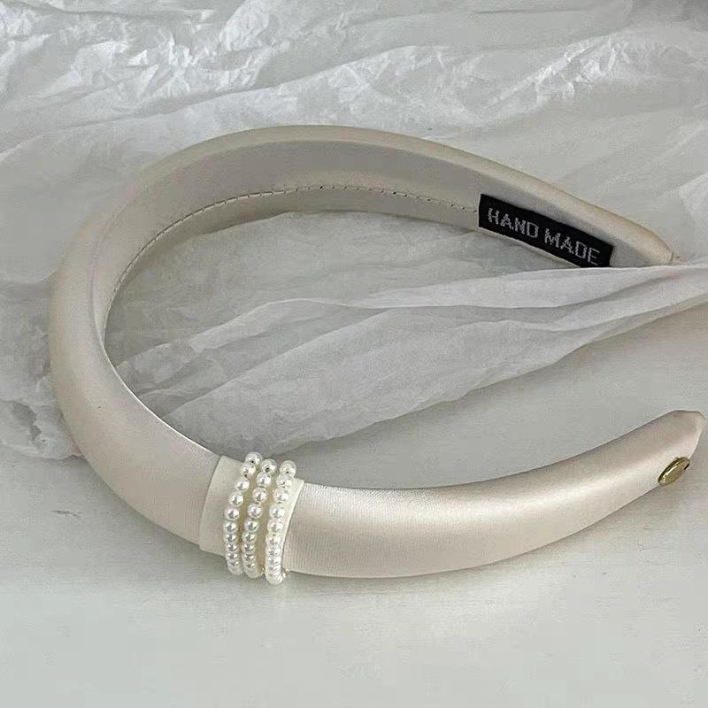 Pearl Hairband: Elegant High-Top Sponge Headband with French Chic Style