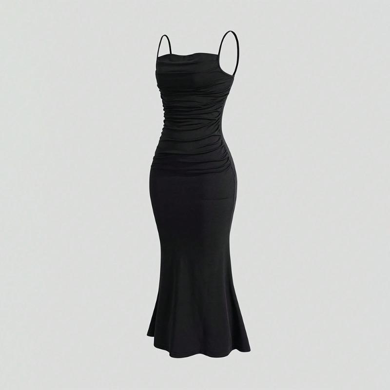 Female Collarless Dress with High Waist Straps and Hips Long Dress
