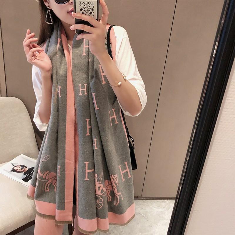 Autumn And Winter Popular Shawl Outside Women'S Scarf Office Blanket Cashmere Fringed Warm Scarf Live Stream