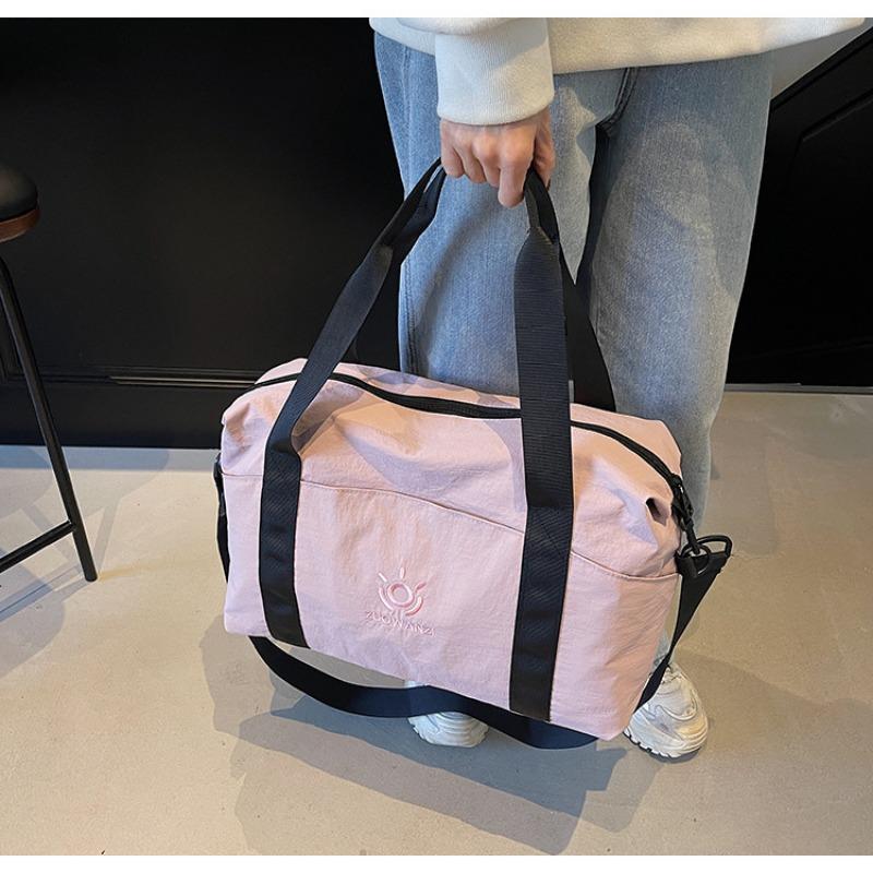 Stylish and simple going out travel bag Large capacity casual women's yoga training bag Dry and wet separation Crossbody duffel bag