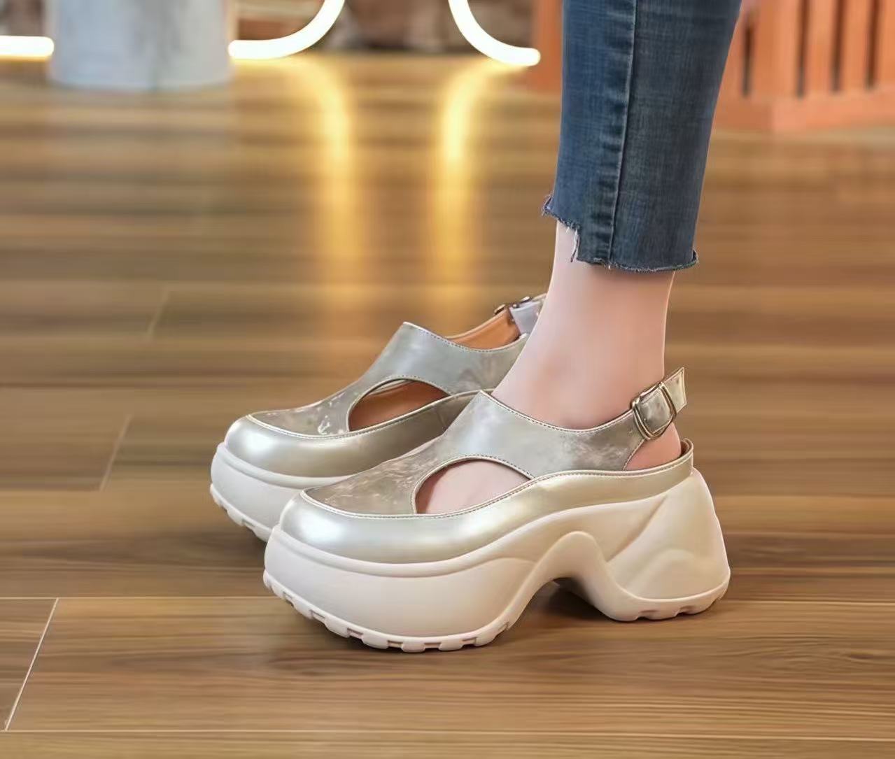 

Summer muffin thick-soled sandals women s baotou new hollow breathable casual height increase half drag 40 шампанского