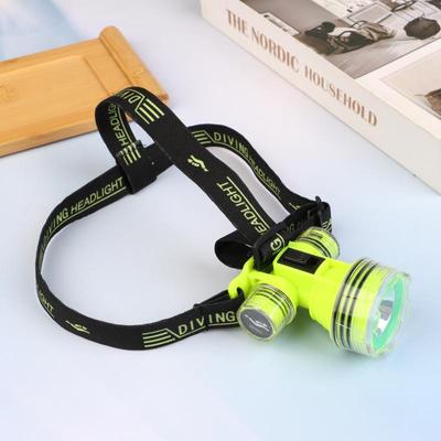Faro Subacqueo Ricaricabile Impermeabile Faro LED Torcia Professionale Ultraleggero Torcia da Pesca Faro Frontale