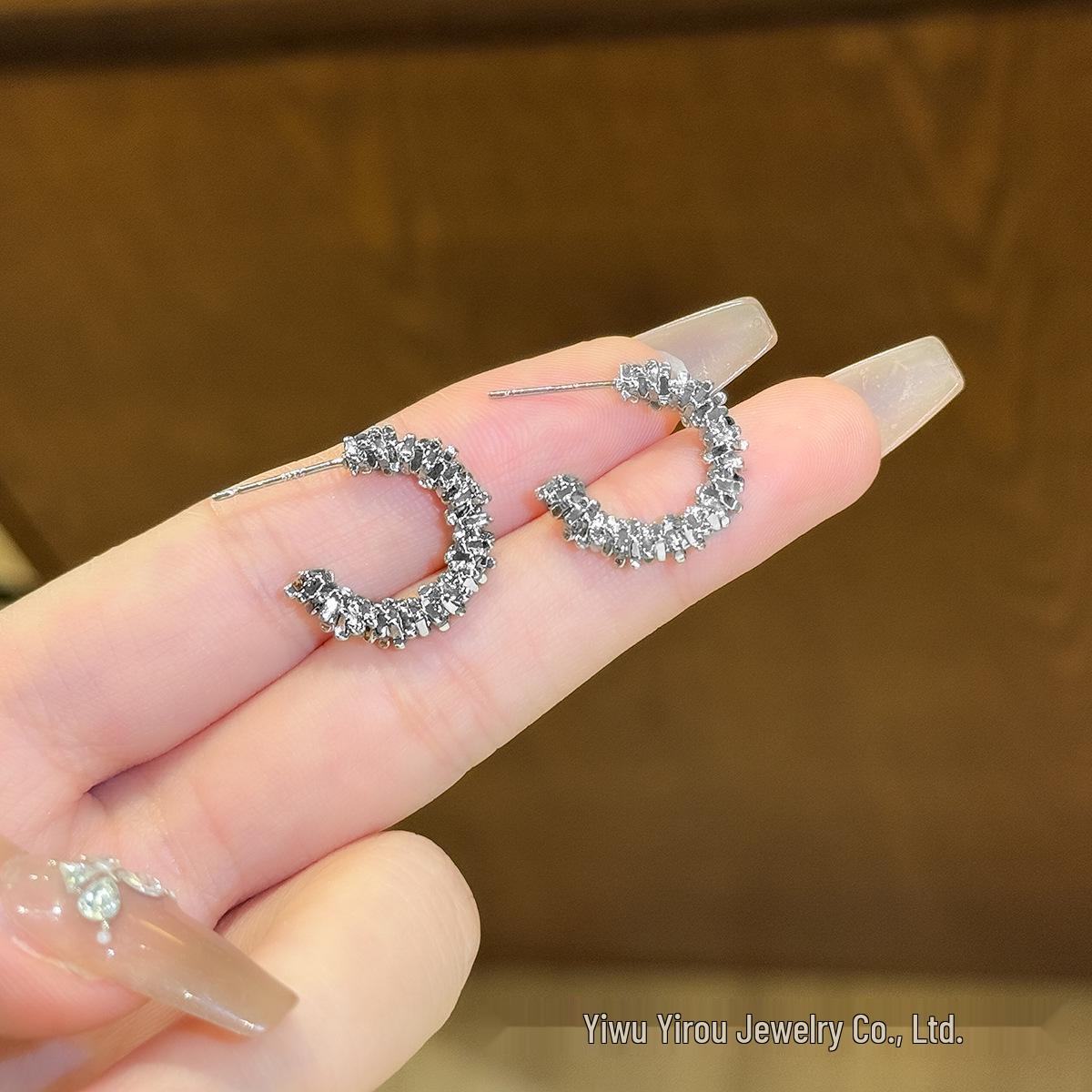 Серебряные серьги-полукольца в форме буквы C: Нишевый, Роскошный, Элегантный Женский Дизайн