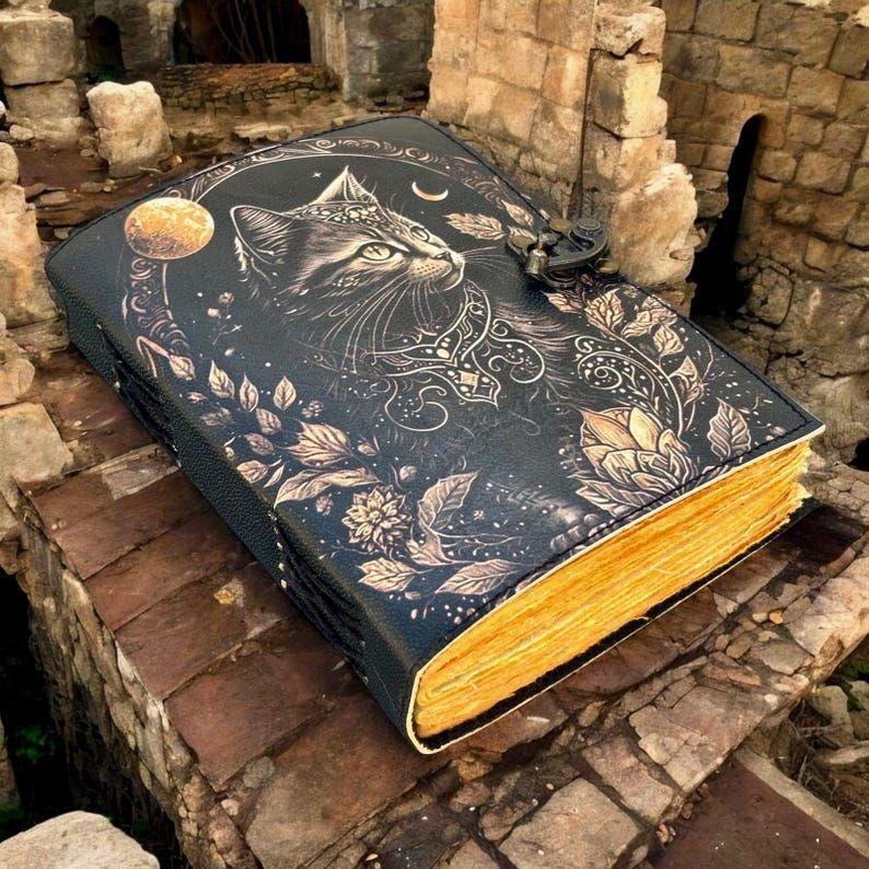 

Leather Journal Gothic Notebook CAT Grimoire Print - Vintage Handmade Journal Book of Shadows Witchcrafts Journal Gifts for Men 7 x 5 in