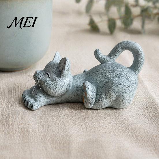Small Cute Ornament for Workstation Stretching Kitten Figurine, Resin Cat Statue, Animal Ornament, Creative Crafts Room Compact Desktop Decoration
