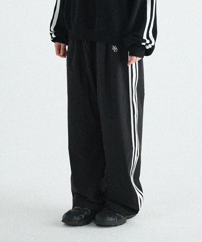 Nodeu Side Line Wide Nylon Pants (Black)