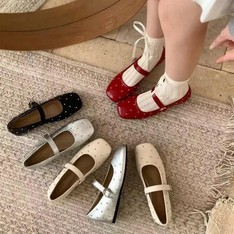 Elegant Commuter Friendly Mary Jane Flat Shoes Women's Low Heel Square Head French Vintage Style Trendy Casual Footwear