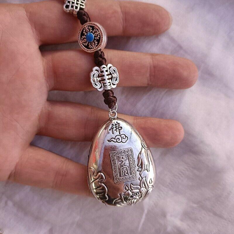 Exquisite Old Chinese Tibet Silver Handcarved Bergamot Pendant Waist Card