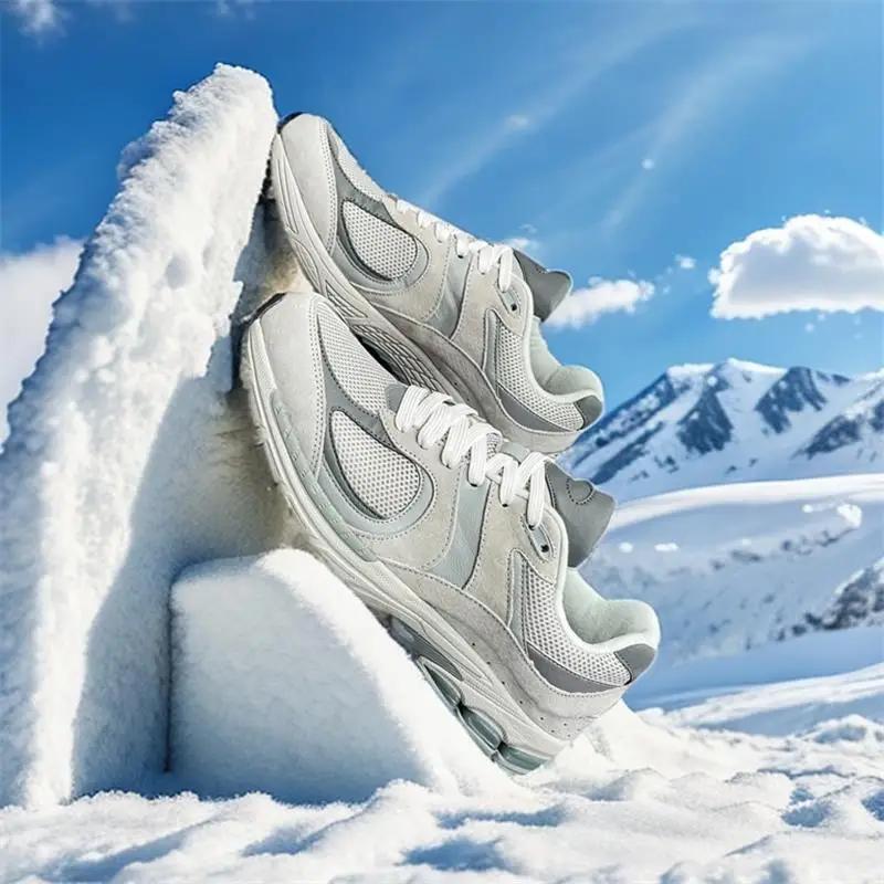 Sneakers Men Casual Breathable Couple Shoes New Sports Shoes Fashionable School Running Shoes Outdoor Skateboarding Shoes