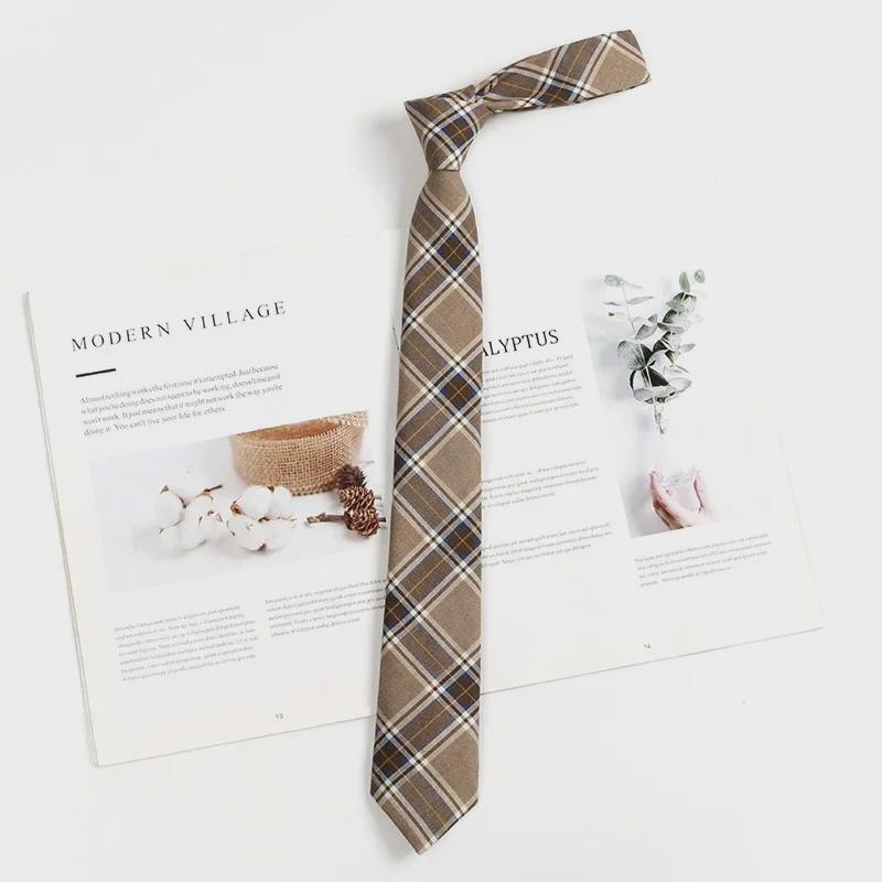 Hnědá retro kostkovaná kravata pro ženy a muže - japonský vysokoškolský styl motýlek