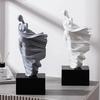 Resin Modern Creative Living Room Art Ornaments Abstract Art Figurines Nordic Aesthetic Hallway Room Decorations Accessories