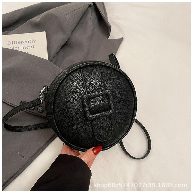 Niche design bag 2025 new women's summer popular versatile messenger bag fashion handbag foreign style small round bag