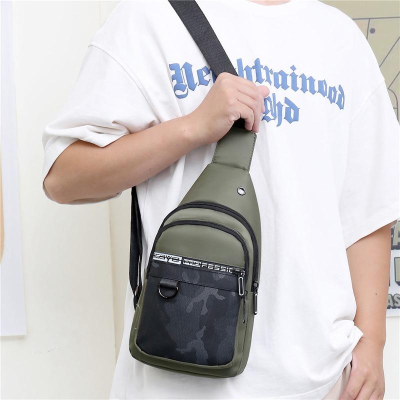New Fashion Men's Breast Bag Outdoor Leisure Messenger Bag Trendy Small Bag Travel Shoulder Bag