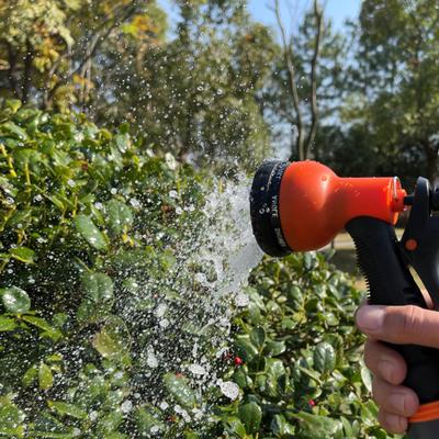 Duză pentru furtun de grădină Duză de pulverizare cu apă cu 8 modele de udare reglabile, rezistentă la alunecare