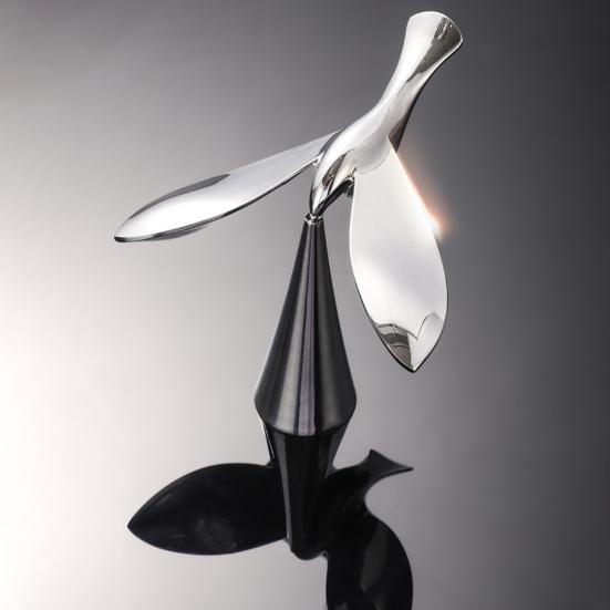 Otwieracz do butelek Flying Bird z obrotową podstawą, metalowy barek, akcesorium do piwa, wina, kreatywny prezent na biurko