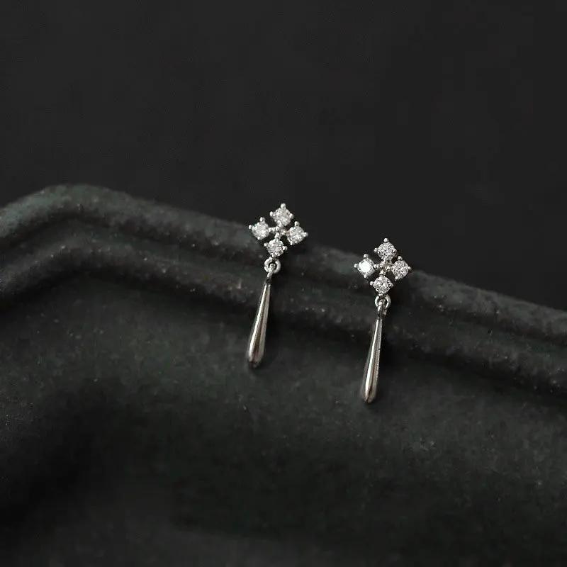 New Silver Color Inlaid Zircon Clover Tassel Earrings For Women Delicate Chain Pendant Earring Party Jewelry Accessories Gifts