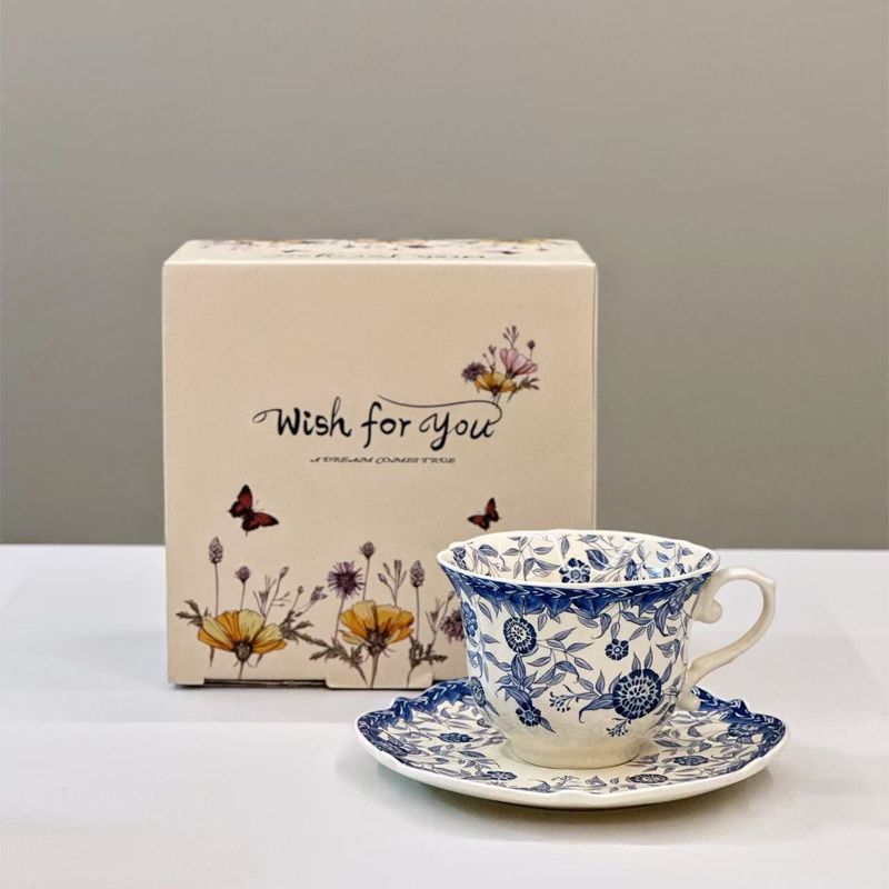Creative Blue and White Porcelain Coffee Cup Saucer Modern Blue Floral Ceramic Tea Cup Exquisite Dessert Coffee Cup Couples Mug 201-300ml