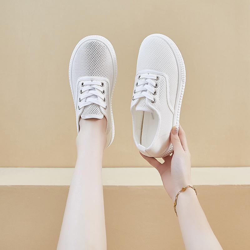 Mesh versatile little white shoes women's summer 2025 new breathable flat bottom hollow soft sole mesh shoes casual sports shoes
