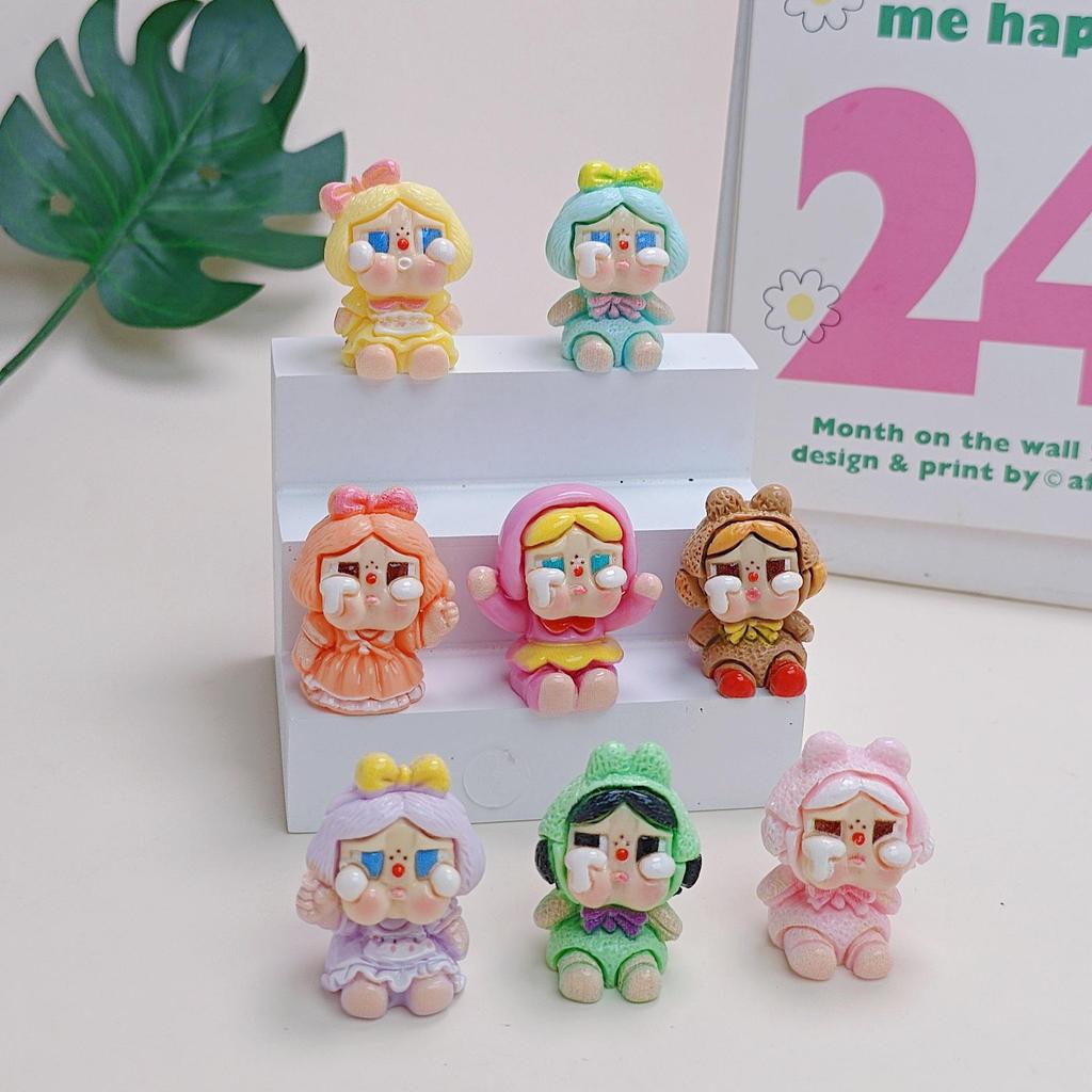 Glänzende weinende Baby Cartoon Mädchen Harz Accessoires für DIY Handyhüllen, Wasserbecher, Schuhe und Kleidung