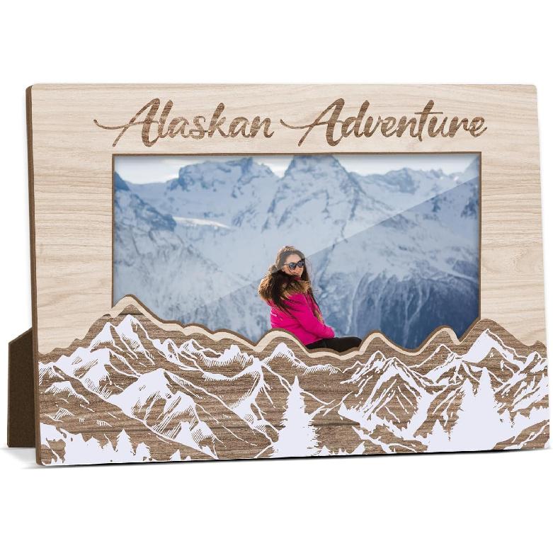 New York Picture Frame, New York Travel Souvenirs Photo Frame for Friends Family Couple, 4x6 Wooden Picture Frames Gifts for Travel Honeymoon Alaskan Adventure