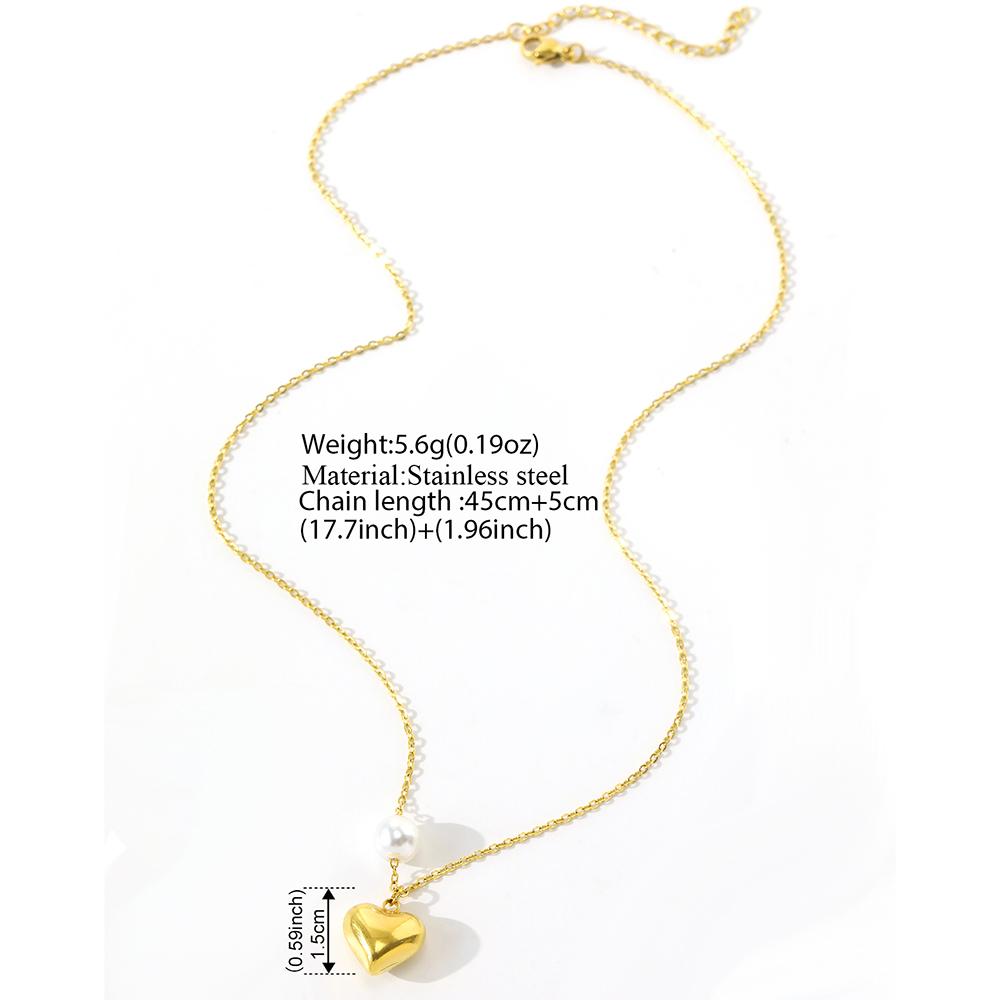 Stainless Steel Necklaces White Imitation Zircon Love Heart Shape Exquisite Elegant Design Pendant Necklaces For Women Zircon