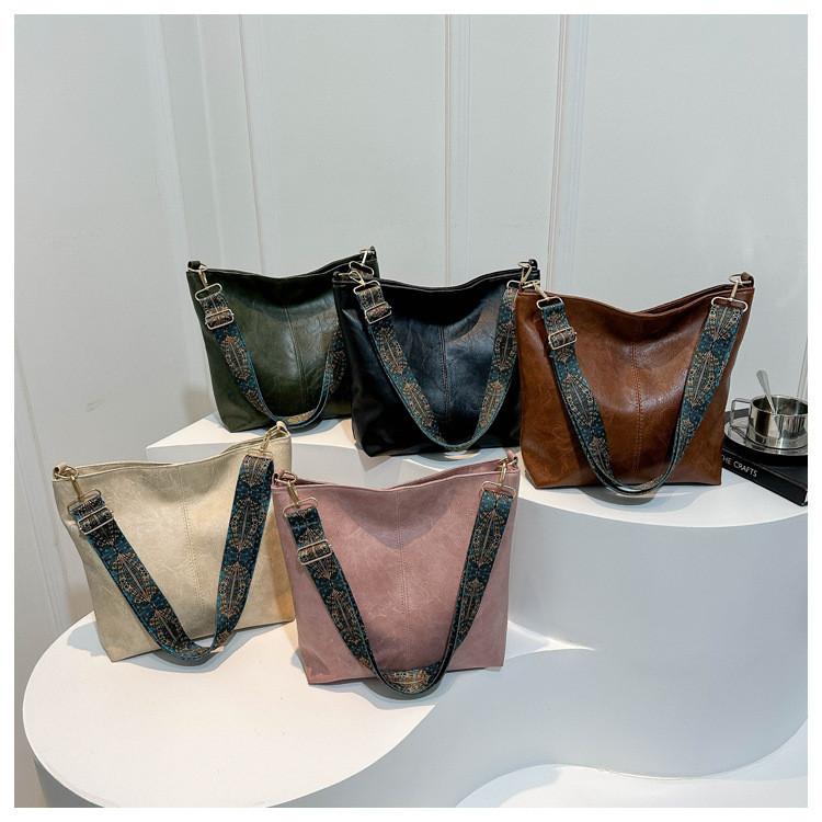 2024 Spring New Fashion Street Tide Large Capacity Casual Shoulder Diagonal Crossbody Tote Bag Women's Bag