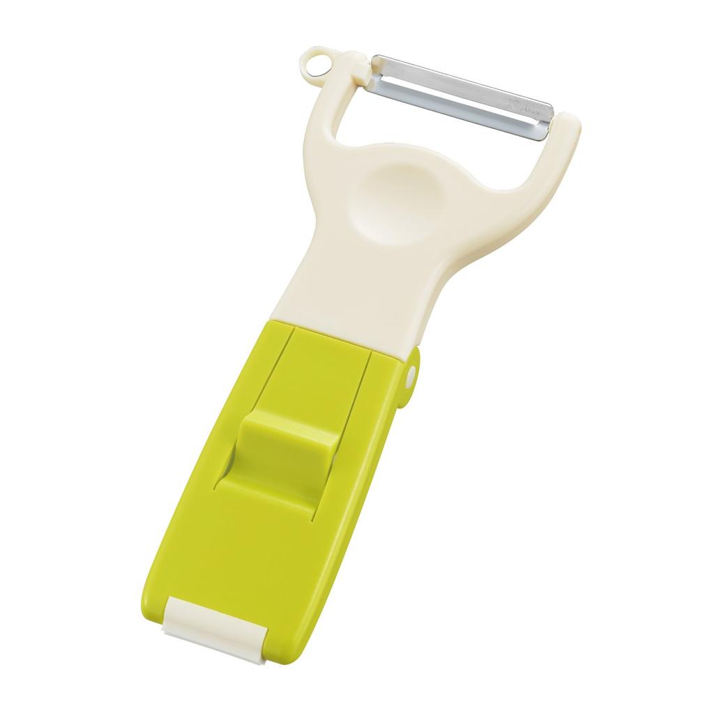 Akebono Sangyo Made in Safely peels vegetables by gripping and moving the Features two Vegetable and Vegetable A safe peeler for round Peeler, Green,