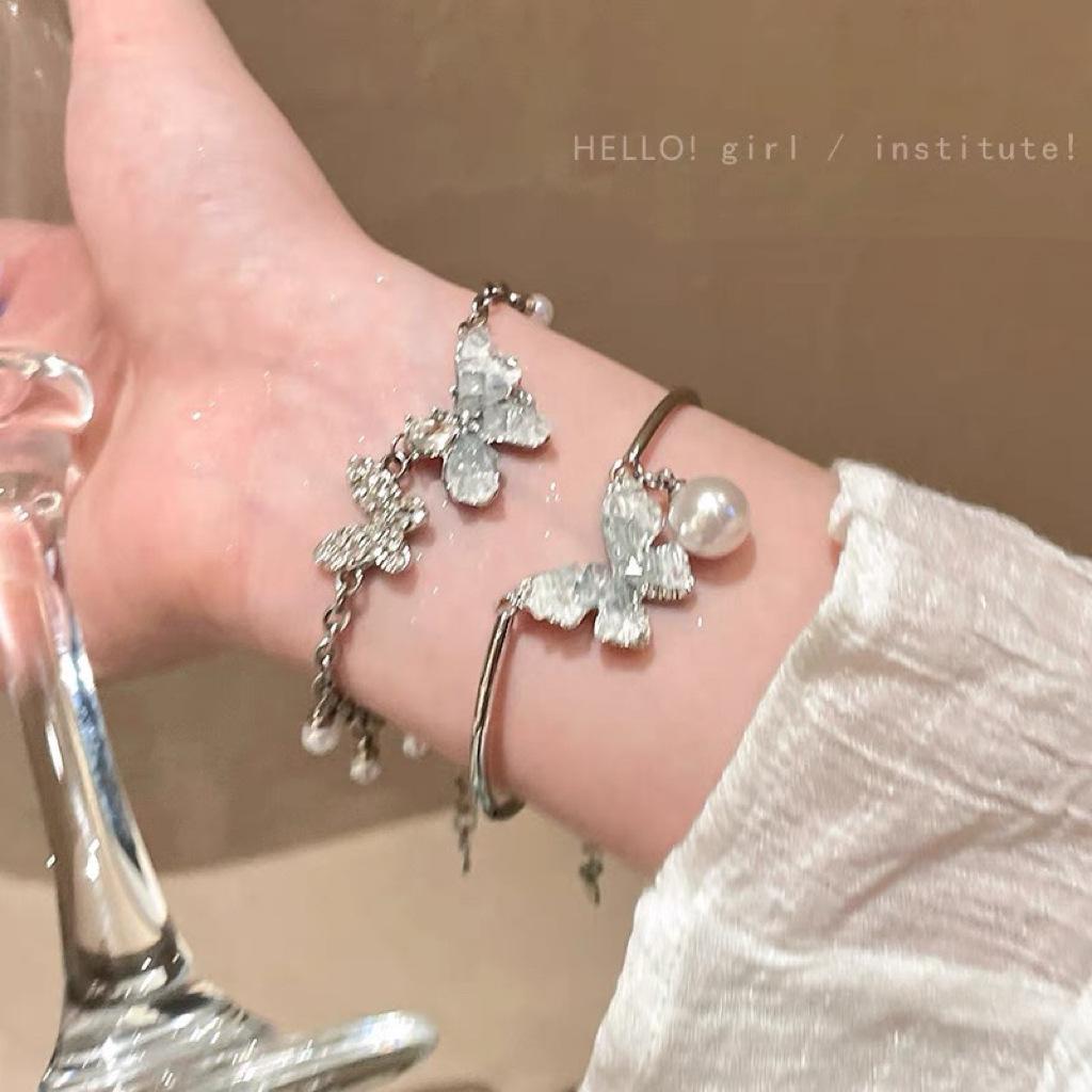 Gradual Change Blue Gravel Butterfly Bracelet Women's Summer Light Luxury Niche High-end Temperament Jewelry Girlfriend Personality Bracelet