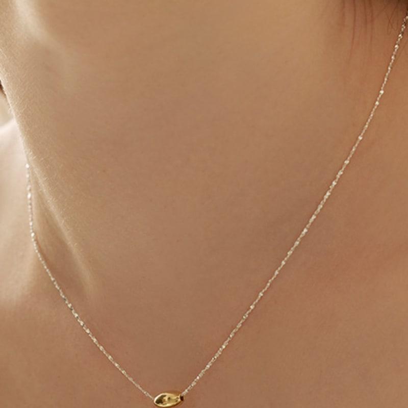 

Lewe [6mm+10mm Pearl Earrings Free] Oval Two-Tone Twisted Chain Necklace Silver+Gold Plated