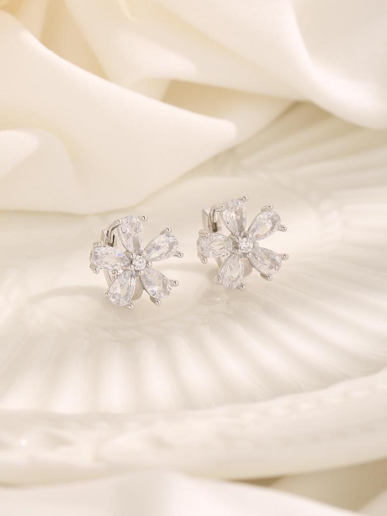 Cherry Blossom Stud Earrings - Simple Silver Fashion Jewelry