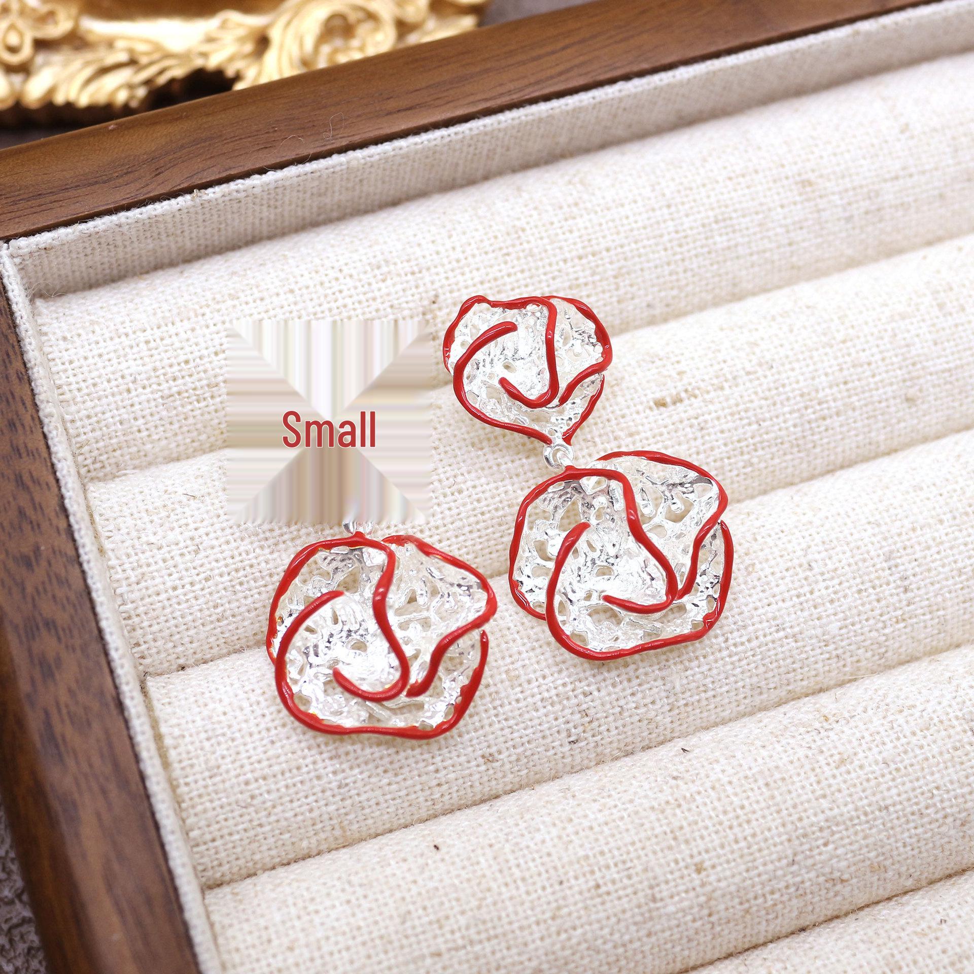 

High-End Openwork Enamel Flower Stud Earrings - Elegant & Versatile Design for Women