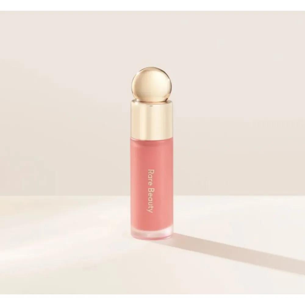 Rare Beauty by Selena Gomez Soft Pinch Liquid Blush 6. Lucky