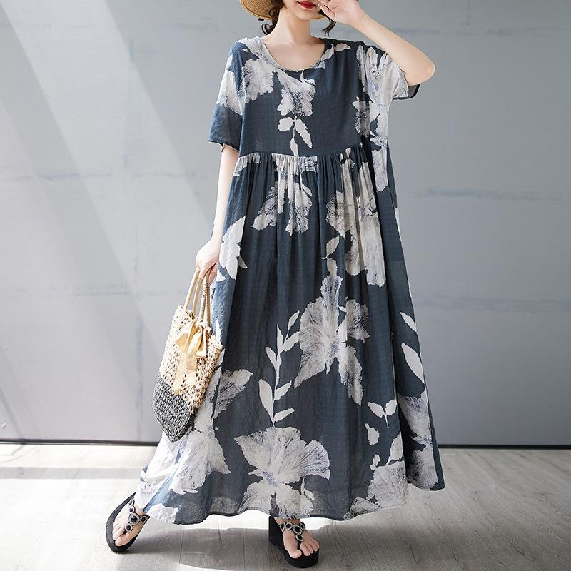 Sommer neues einfaches böhmisches langes Kleid gefettetes und vergrößertes kurzärmeliges Rundhals-Druckkleid Damenbekleidung