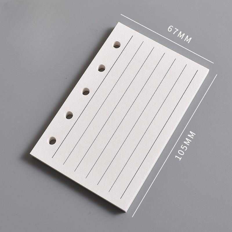 Die Innenseite des M5 Notizbuchs Die leere vertikale Linie des A8 Loseblatt-Kernquadrats und der Wochenplan Eine Seite pro Tag zum Eintragen