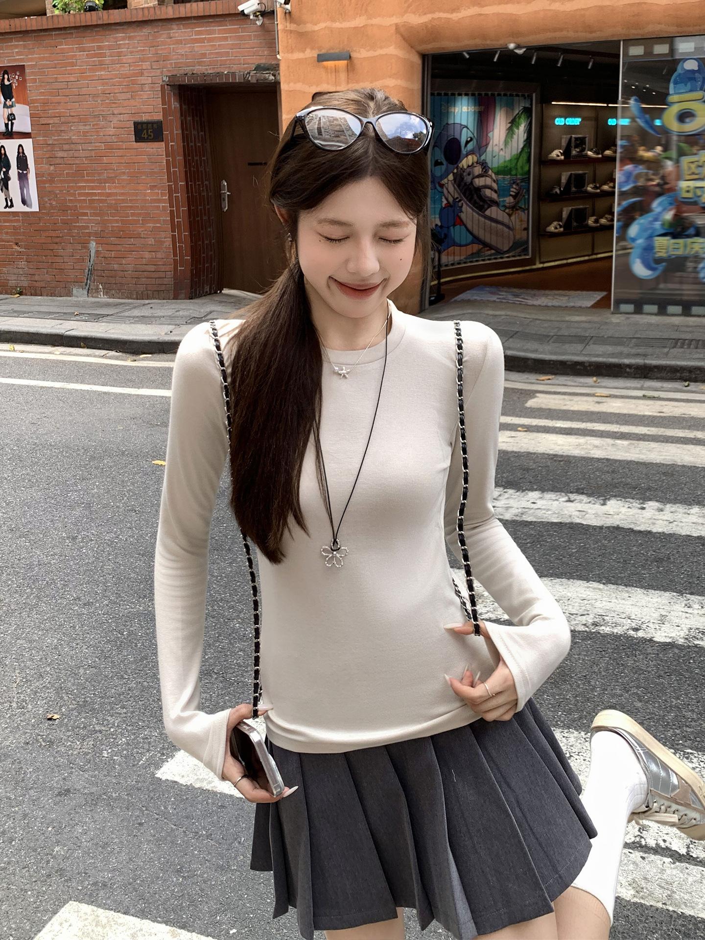 Korean oat crew neck autumn new long-sleeved T-shirt with bottoming shirt slim-fitting lazy temperament top women S