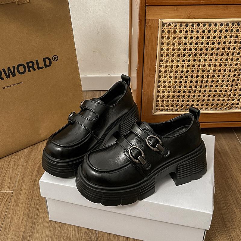 

Black British style platform thick heel small leather shoes women s 2025 new autumn with skirt loafers Mary Jane shoes 35