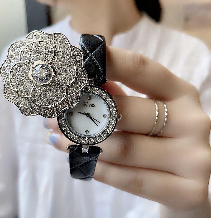 Flip Cover Watch Female Gypsy Star Diamond-Encrusted Camellia Waterproof Personalized High-Value Women S Watch